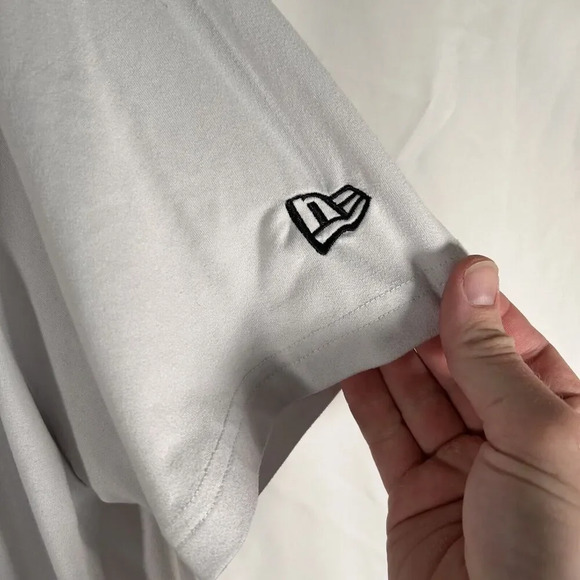 Chiefs Fit Hoodie Men's Large Grey Short Sleeve Lightweight - Picture 6 of 11